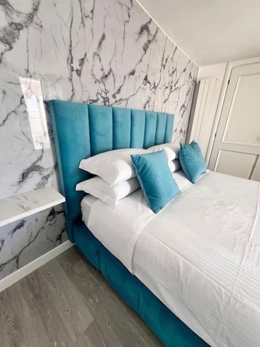 Mezzo Experience Holiday Home Eur Rome Bagian luar foto